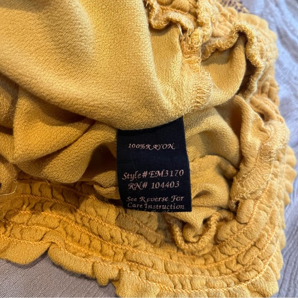 Aztec Top - Picture 8 of 9